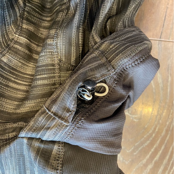 Lululemon Hooded Jacket - Picture 7 of 7